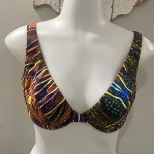 NWOT! Miss Bikini‎ Printed Bikini Top